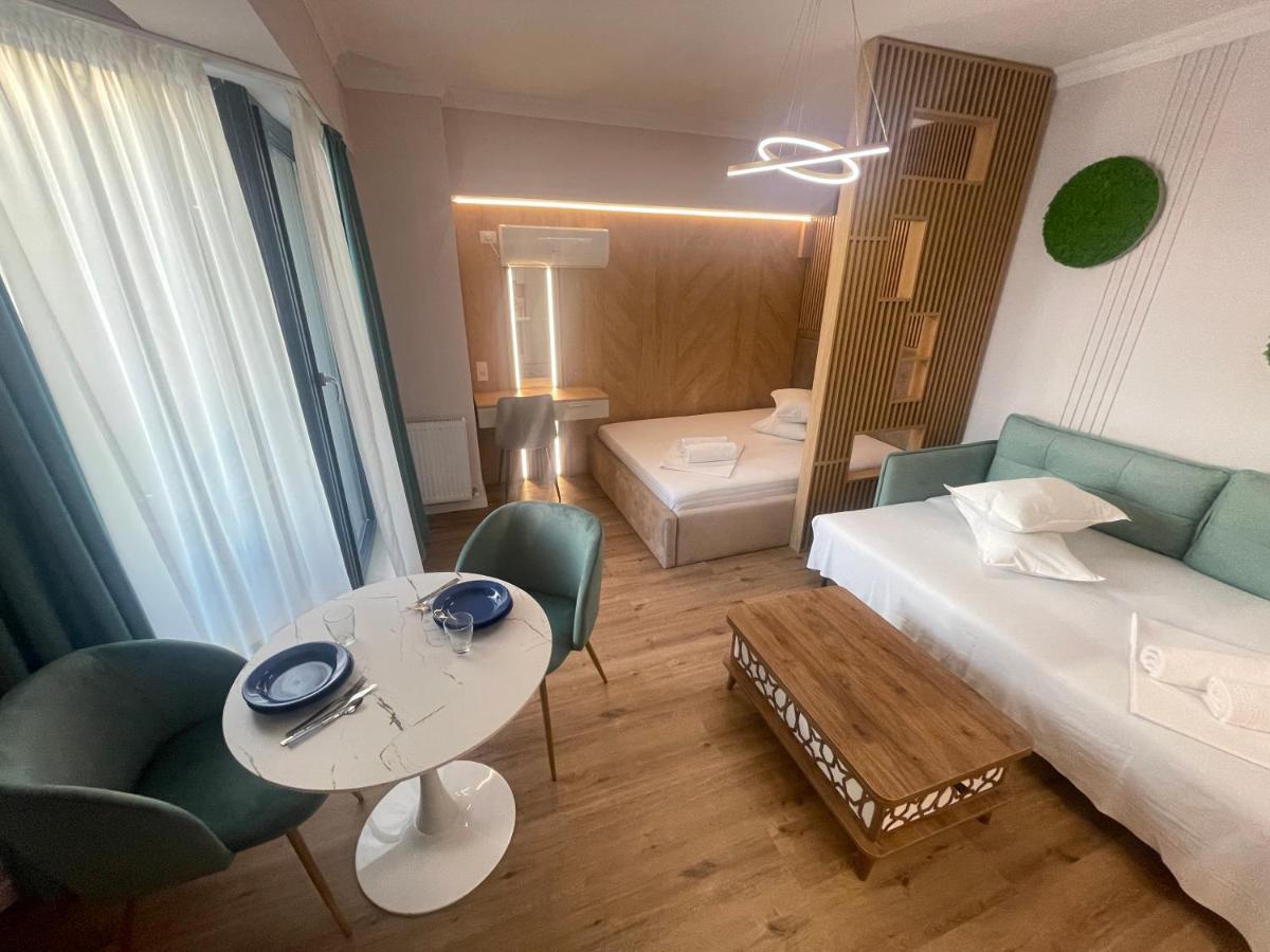 Solid Barrels Luxury Apartament Mamaia
